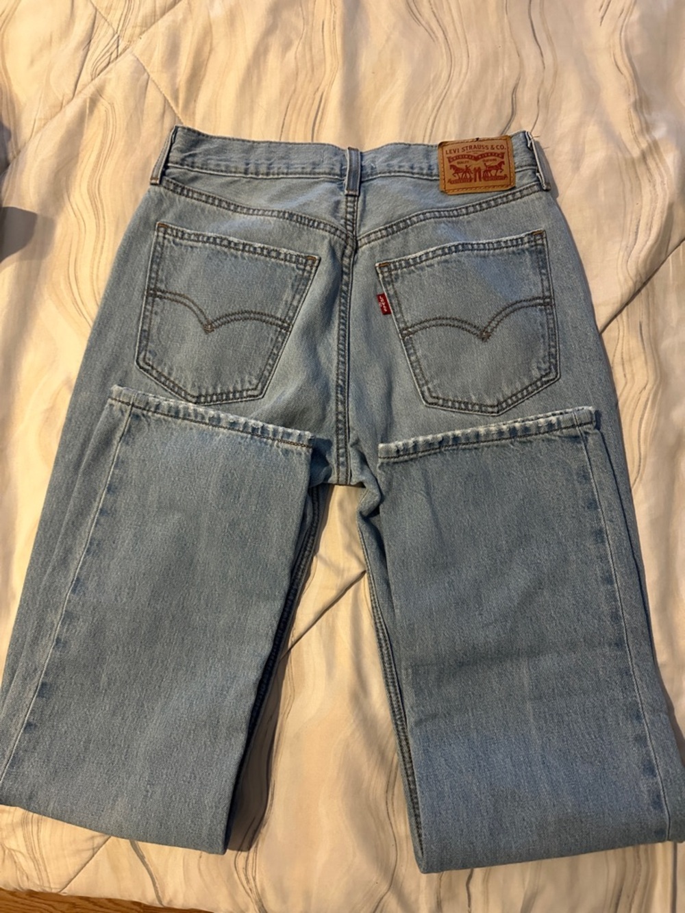 Levi's Women's Light Wash Straight Leg Jeans